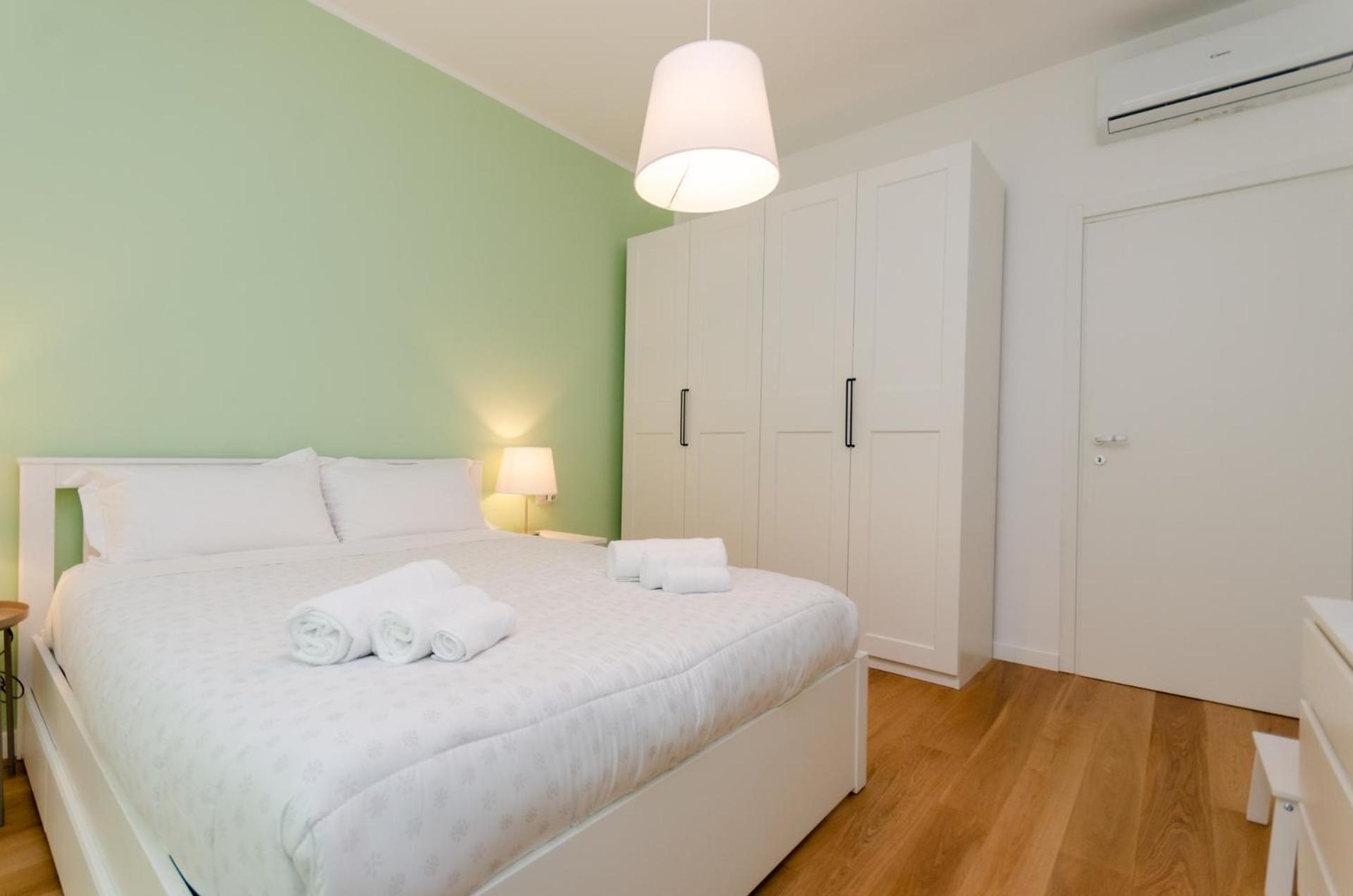 Vivimi Home Fiordalisi Stile & Comfort Vicino Metro Milano Exterior foto